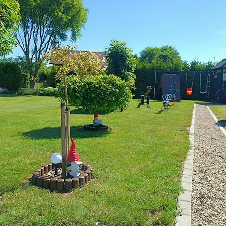 Holiday home Wakacyjne Zacisze Rusinowo (Slawno)