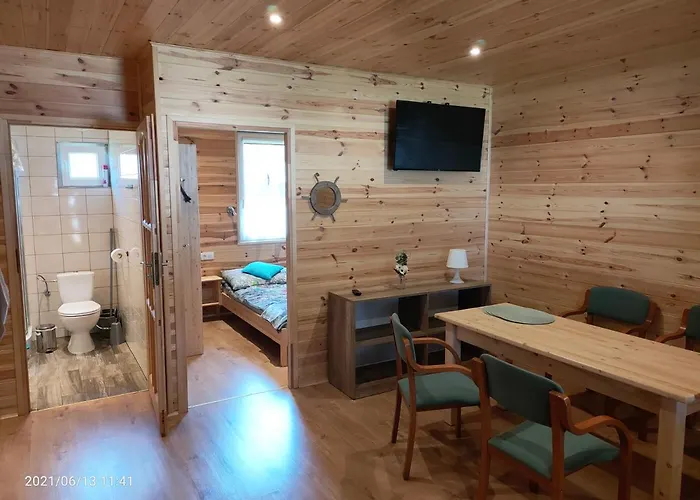 Wakacyjne Zacisze ルシノボ